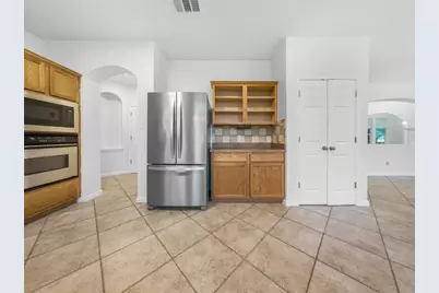 202 Holmstrom Street, Hutto, TX 78634 - Photo 18