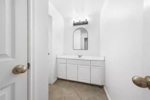 202 Holmstrom St, Hutto, TX 78634 - Photo 34