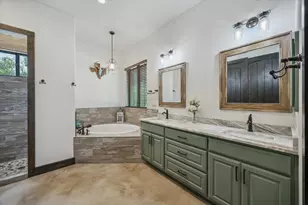 117 Esperanza Petal Pass, Liberty Hill, TX 78642 - Photo 12