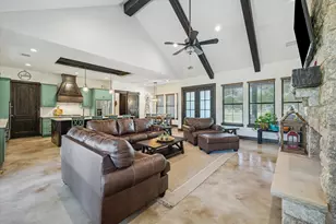 117 Esperanza Petal Pass, Liberty Hill, TX 78642 - Photo 4