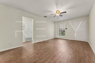 205 W William Cannon Dr, Austin, TX 78745 - Photo 8