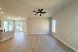 1105 Stonehill Dr, Georgetown, TX 78633 - Photo 4