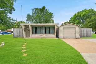 4123 5th St, Brookshire, TX 77423 - Photo 1