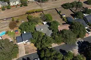 1400 Doonesbury Dr, Austin, TX 78758 - Photo 36