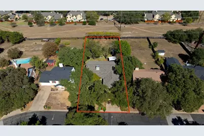 1400 Doonesbury Drive, Austin, TX 78758 - Photo 2