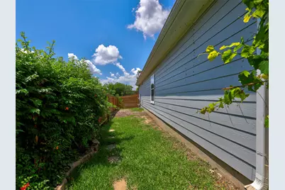 2041 Mottey Street, Georgetown, TX 78626 - Photo 38