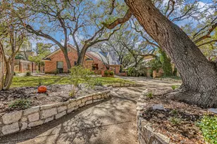 5402 Odessa Ln, Austin, TX 78731 - Photo 1