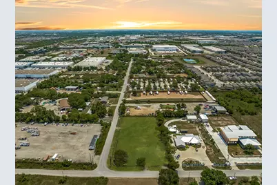 16409 Summit Drive, Austin, TX 78728 - Photo 4