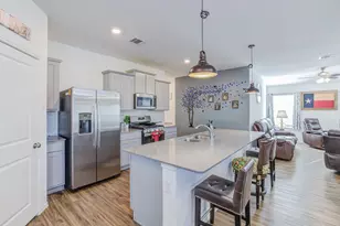 105 Isaac Millsaps Trl, Bastrop, TX 78602 - Photo 18