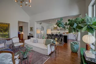 129 Hollytree Ct, Georgetown, TX 78628 - Photo 6