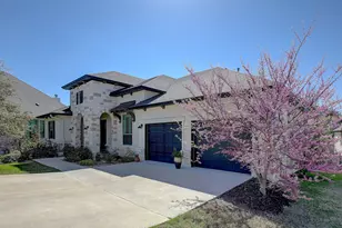 129 Hollytree Ct, Georgetown, TX 78628 - Photo 12