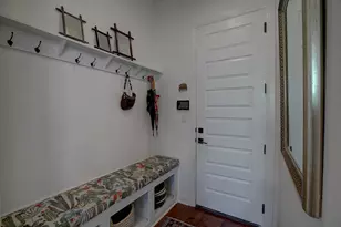 129 Hollytree Ct, Georgetown, TX 78628 - Photo 38