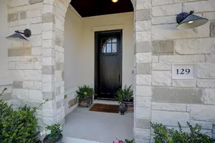 129 Hollytree Ct, Georgetown, TX 78628 - Photo 10