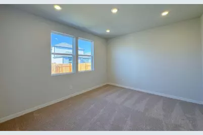 213 Firefox Way, Jarrell, TX 76537 - Photo 4