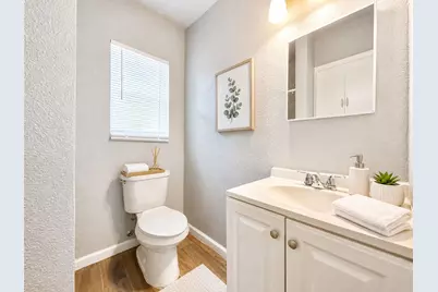 204 E 30th Street #101, Austin, TX 78705 - Photo 6