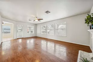 8611 Devine Ln, Austin, TX 78748 - Photo 12