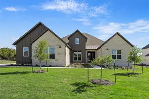 704 Prairie Clover Dr, Dripping Springs, TX 78620 - Photo 2