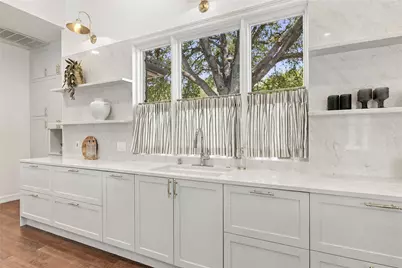 9001 Thickwoods Cove, Austin, TX 78735 - Photo 4