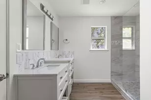 5708 Lark Creek Dr, Austin, TX 78744 - Photo 14