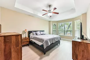 5521 Brady Bayou Cove, The Hills, TX 78738 - Photo 16