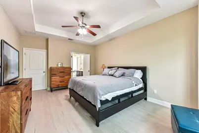 5521 Brady Bayou Cove, The Hills, TX 78738 - Photo 18