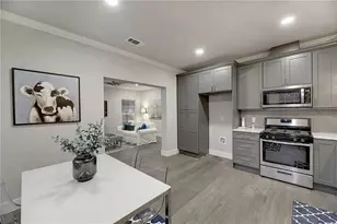 1217 Eleanor St, Austin, TX 78721 - Photo 8