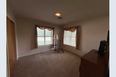 393 N Manse Avenue, Giddings, TX 78942 - Photo 24