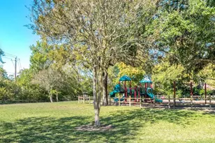 8001 Woodway Dr, Houston, TX 77063 - Photo 12