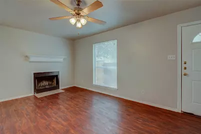 2211 Creekside C Lane #C, Georgetown, TX 78626 - Photo 6