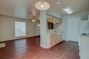 2211 Creekside C Ln, Georgetown, TX 78626 - Photo 12
