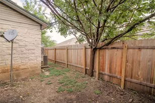 2211 Creekside C Ln, Georgetown, TX 78626 - Photo 24