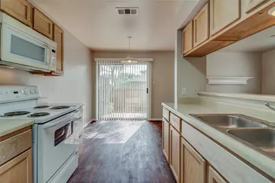 2211 Creekside C Lane #C, Georgetown, TX 78626 - Photo 10