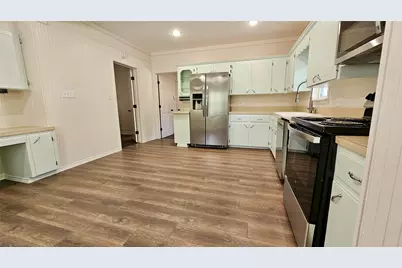 205 S Granger Street, Granger, TX 76530 - Photo 12