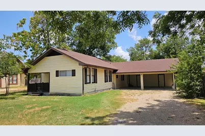 205 S Granger Street, Granger, TX 76530 - Photo 1