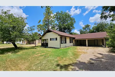 205 S Granger Street, Granger, TX 76530 - Photo 6