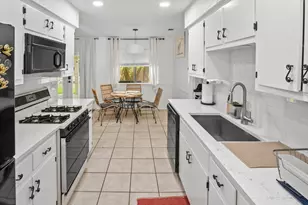 512 Mulberry Dr, Austin, TX 78745 - Photo 12