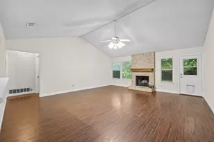 11304 Slippery Elm Trail, Austin, TX 78750 - Photo 6