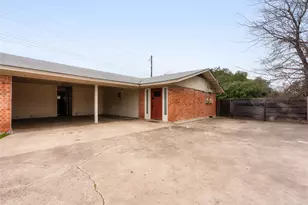 2408 Ventura Dr, Austin, TX 78741 - Photo 2