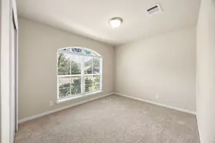 1918 Stonehaven, San Marcos, TX 78666 - Photo 16