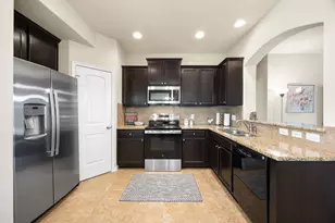 1918 Stonehaven, San Marcos, TX 78666 - Photo 6