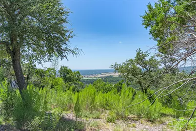 8512 Bronco Buster Trail, Lago Vista, TX 78645 - Photo 18