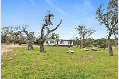 22515 Felicia Drive, Spicewood, TX 78669 - Photo 4