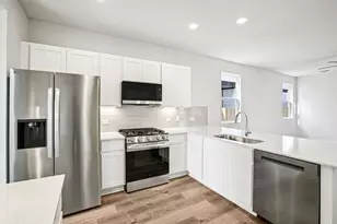 2054 Alice Jay Wy, Round Rock, TX 78665 - Photo 4