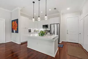 1900 Barton Springs Rd, Austin, TX 78704 - Photo 10