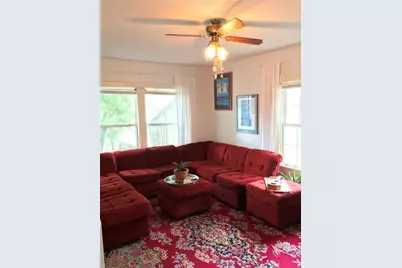 510 Harvey Street #B, San Marcos, TX 78666 - Photo 4