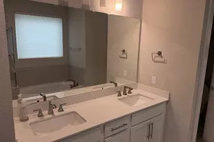 8615 McKamy Dr, Austin, TX 78744 - Photo 12