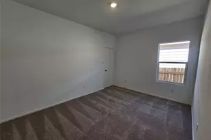 856 Rancho Del Cielo Loop, Jarrell, TX 76537 - Photo 22