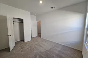 856 Rancho Del Cielo Loop, Jarrell, TX 76537 - Photo 20