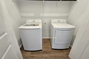 856 Rancho Del Cielo Loop, Jarrell, TX 76537 - Photo 10