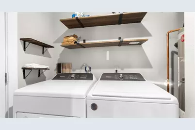 274 Old Austin Trail, Elgin, TX 78621 - Photo 24